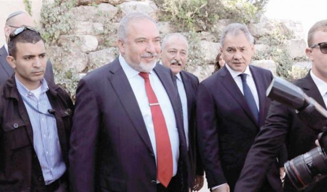 روسيا توسع منطقة حظر وجود "حزب الله" في سوريا.. بطلب إسرائيلي روسيا توسع منطقة حظر وجود "حزب الله" في سوريا.. بطلب إسرائيلي