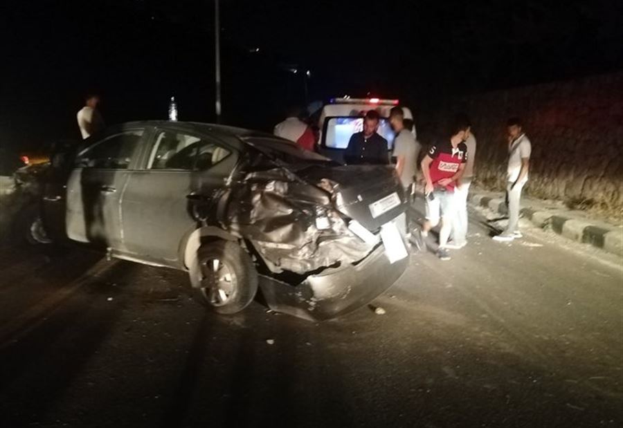 بالصورة: جريح بحادث اصطدام على اوتوستراد بخعون بالصورة: جريح بحادث اصطدام على اوتوستراد بخعون