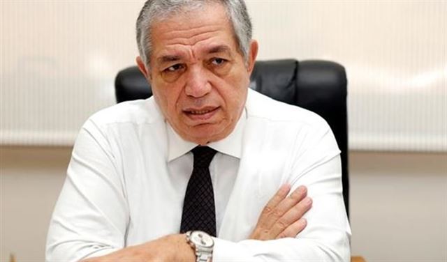 الجسر: عجبي من إحجام النساء عن خوض المعترك السياسي الجسر: عجبي من إحجام النساء عن خوض المعترك السياسي