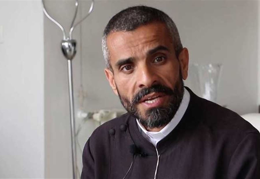 الأب مجدي العلاوي بعد إقفال مراكزه: يا عيب الشوم