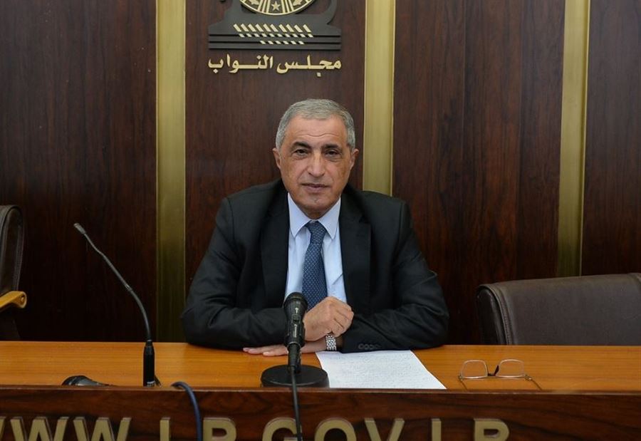 هاشم ينتقد وزير...  ويدعو لمتابعة الموضوع في نيويورك