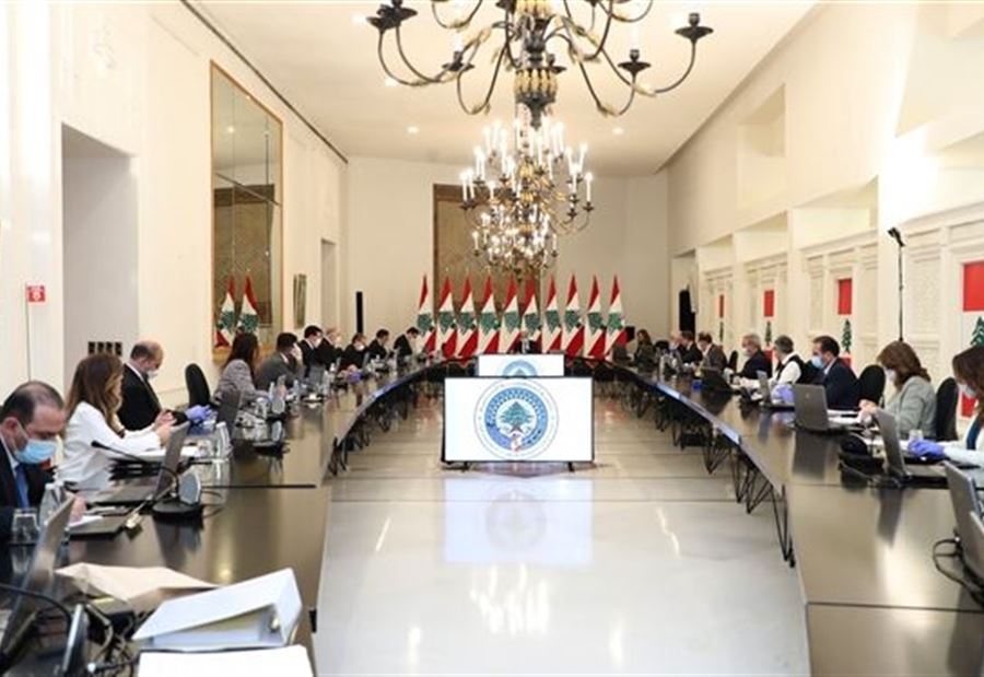 "تقاسم جبنة السلطة"... وزيرٌ مستقيل يحذّر من "خطورة الأوضاع"