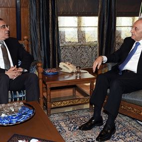  السفير المصري زار بري: لا يصح أن يستمر الفراغ