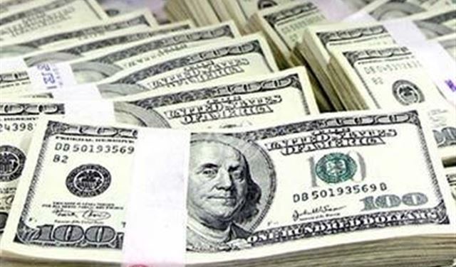 كيف تسببت 13 دولاراً في إشعال الخلاف بين تونس والجزائر؟