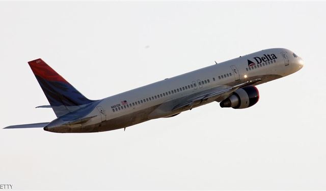 طائرة أميركية تعلن "الطوارئ" بسبب وعكة صحية