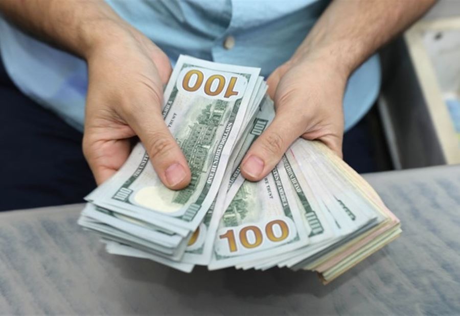 إرتفاعٌ "ملحوظٌ" في دولار السوق السوداء 