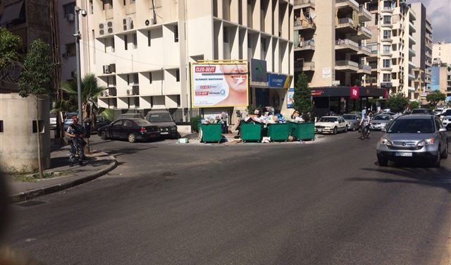 إرأفوا بهذا الجندي وأزيلوا مكباتكم!