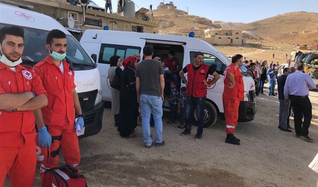 نقل 40 حالة صحية خلال مغادرة العائدين الى سوريا 