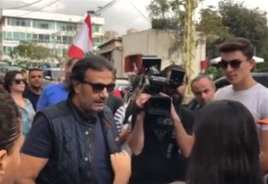بالفيديو: مشادة كلامية بين سمير صفير ومراسلة "MTV"