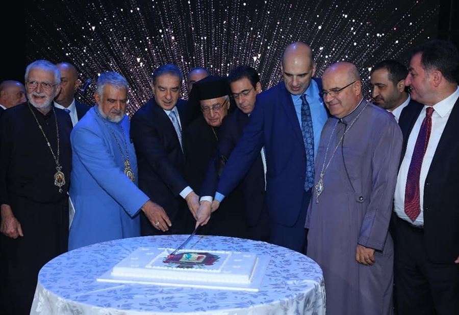 عشاء المجلس الأعلى للروم الكاثوليك بغياب الكاثوليك عشاء المجلس الأعلى للروم الكاثوليك بغياب الكاثوليك