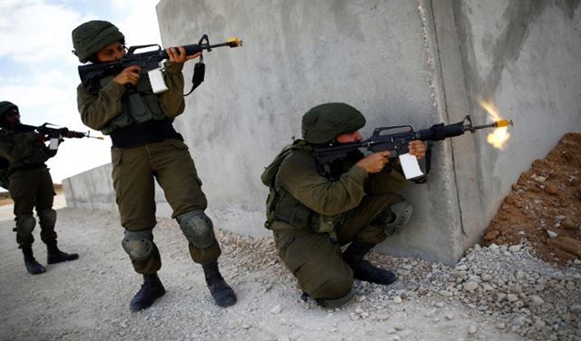 الجيش الإسرائيلي يقتل أسيرا فلسطينيا محررا