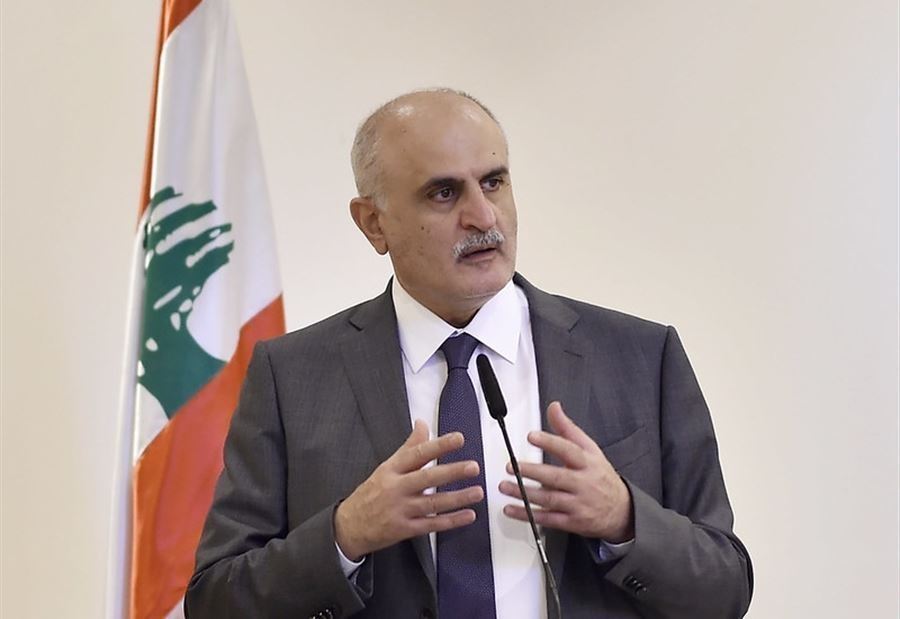 "التزامٌ لا حدود له"... خليل يتحدّث عن "رسالة الإنسان"