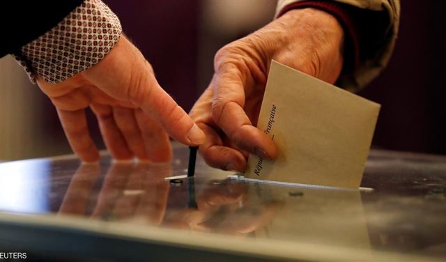 فرنسا.. مراكز الاقتراع تفتح أبوابها وسط إجراءات أمنية مشددة