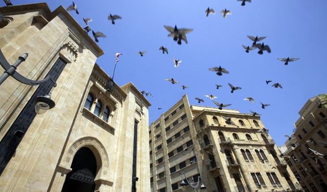 مرشحون على لائحة 