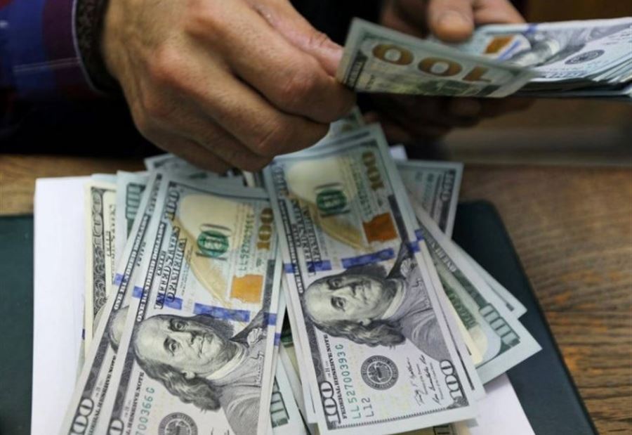 "الدولرة" رفعت الأسعار