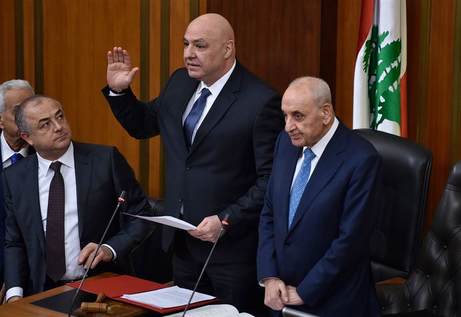 قبل ساعتين من إنتخابه... إليكم تفاصيل تفاهم عون مع الثنائي!