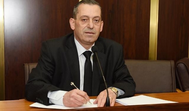 زهرا: "شو بدنا نقول لك صرفتيهم"