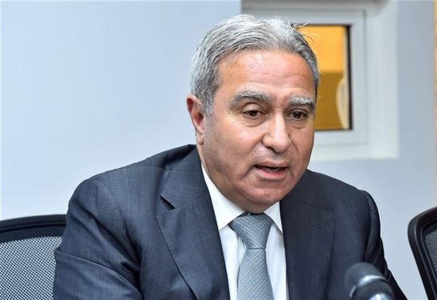 مطالبةٌ من إعلامي بـ "إسقاط مشرفية في الشارع" 
