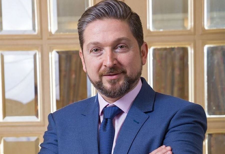 "القاتل الغدار"... كرامي "يتناغم" مع علي حسن خليل!