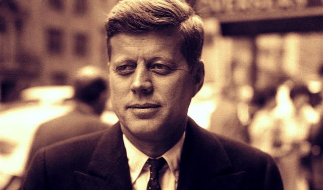 رسالة غرامية  لـ"كينيدي"  بـ90 ألف دولار