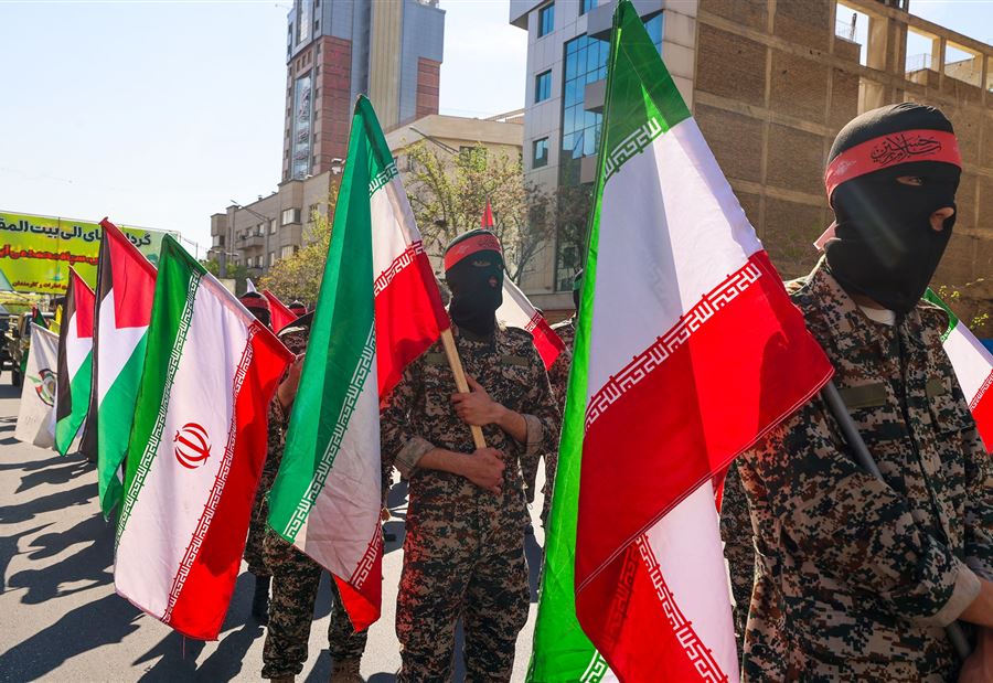 إيران وجماعاتها... هل الاستراتيجية قائمة أم أصبحت عبئًا؟