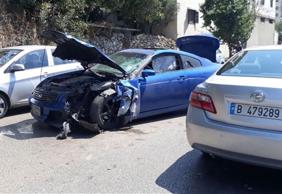 بالصور: قتيل نتيجة تصادم بين مركبة ودراجة نارية بالصور: قتيل نتيجة تصادم بين مركبة ودراجة نارية