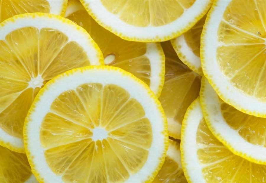 فوائد "مذهلة" لليمون.. من الشم حتى الأكل