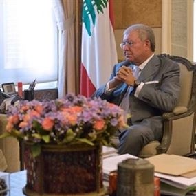 المشنوق بحث مع سفير الهند في العلاقات الأمنية