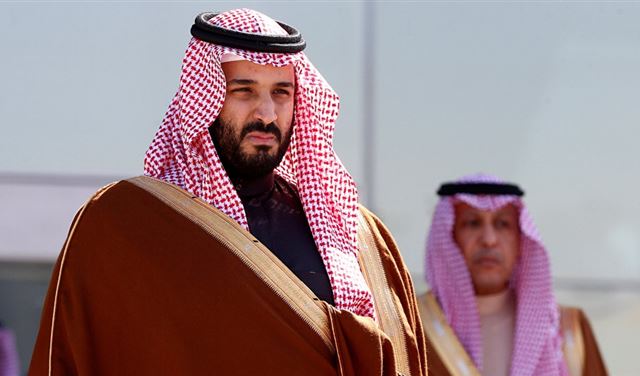 صحيفة: بن سلمان يفتح فصلا جديدا في مواجهة قطر بـ"قرار التصعيد"