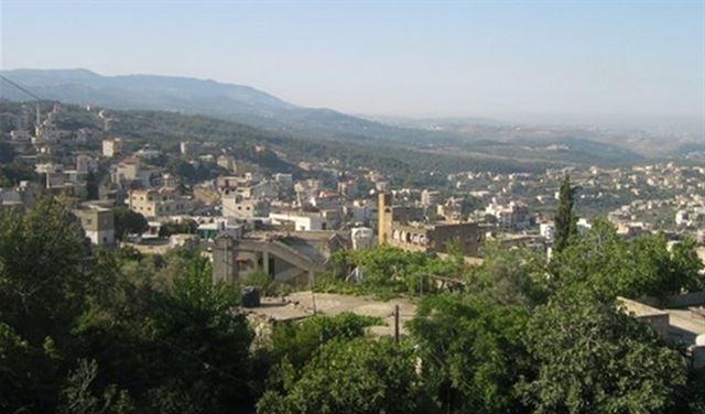 وفاة طفل سوري صدما في الدبية