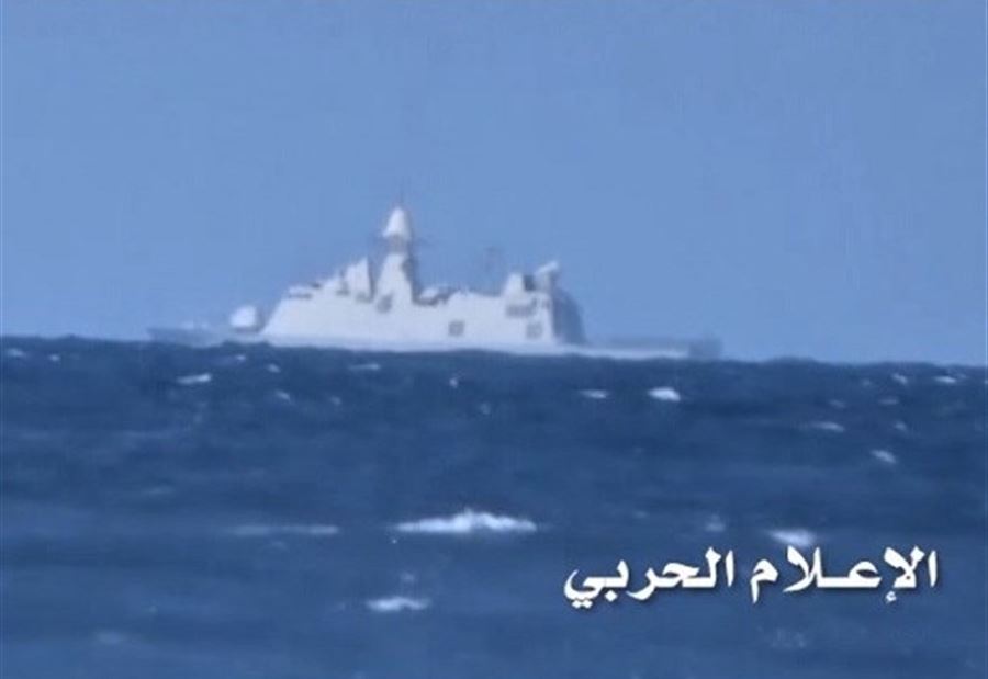 الحوثيون يستهدفون بارجة سعودية قبالة سواحل اليمن