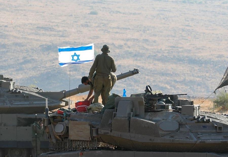 "إصابة جندي لبناني"... إسرائيل "تزعم" مهاجمة قواعد وعناصر لحزب الله!