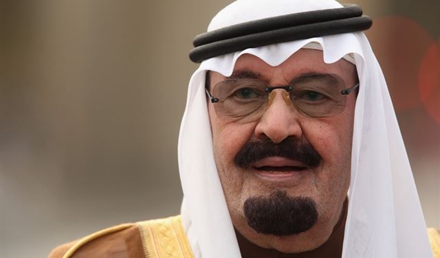 ابنة ملك السعودية الراحل على غلاف مجلة موضة فرنسية