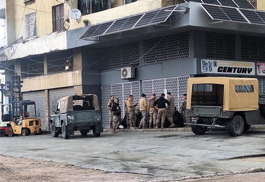 إجراءات أمنية مكثّفة في مدينة لبنانية... والقبض على عسكريين سوريين!