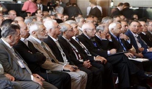 المعارضة السورية تعتزم الإعلان عن خطة انتقالية