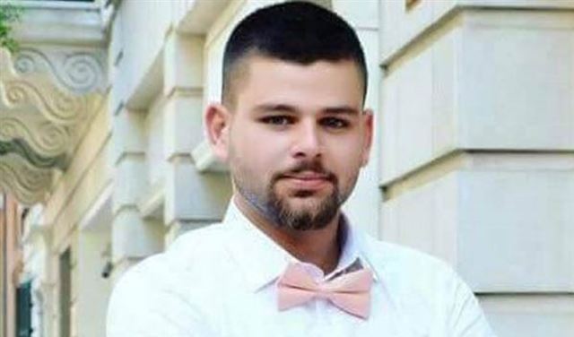 حادث مروع يخطف العريس علي عاطف فرحات 