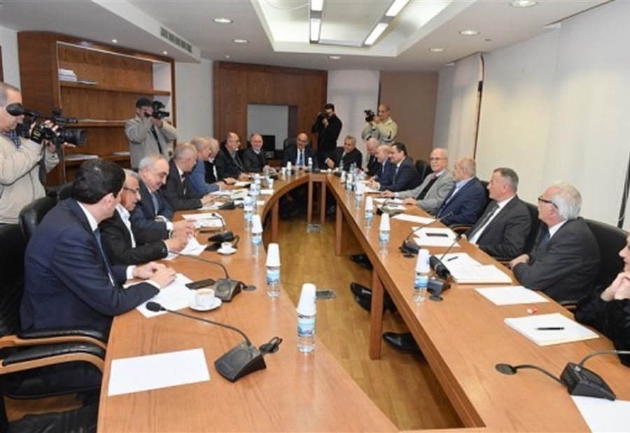 إرجاء جلسة لجنة الأشغال والنقل