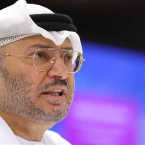 قرقاش: إيران تحاول دق إسفين بين واشنطن والاتحاد الأوروبي