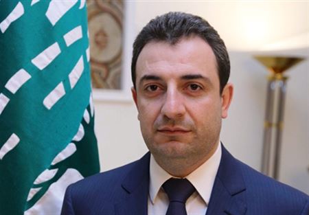 ابو فاعور أحال على النيابة التمييزية ملف بيع أدوية