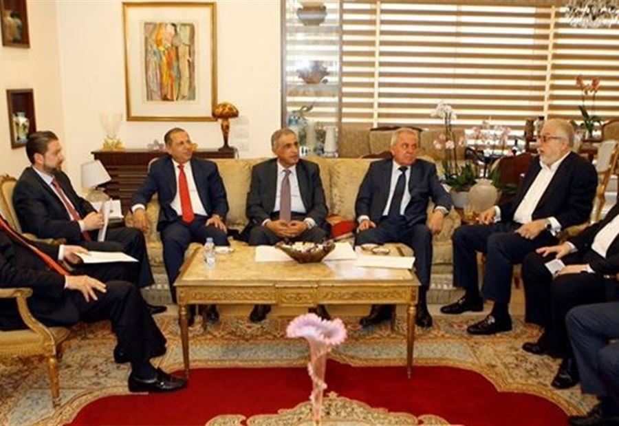 من حَفَر حفرة لأخيه...