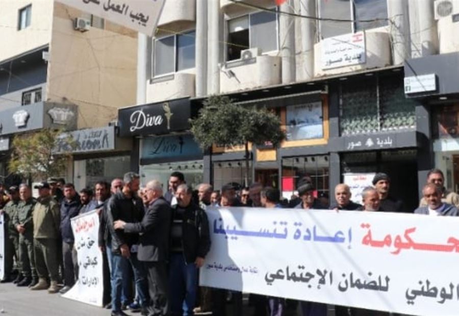 بعد عدم التجاوب مع مطالبهم... تصعيدٌ من "موظفي البلديات"