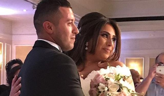 ذهبا لشهر عسل فاحتجزتهما شرطة أميركا لأن "العريس مسلم"! ذهبا لشهر عسل فاحتجزتهما شرطة أميركا لأن "العريس مسلم"!