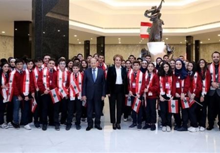 أكثر من 3500 طالب زاروا القصر الجمهوري في أسبوع الاستقلال