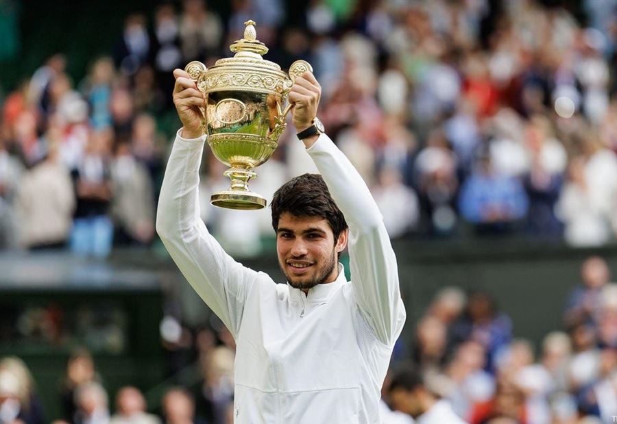 الإسبانيُ الواعِد يحتفظ بصدارة التصنيف العالمي للاعبي التنس  