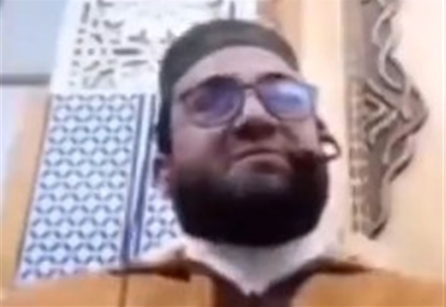 إمام مغربي يمنع النساء من الصلاة بالمسجد: صلاتهن في المنزل أفضل (فيديو)