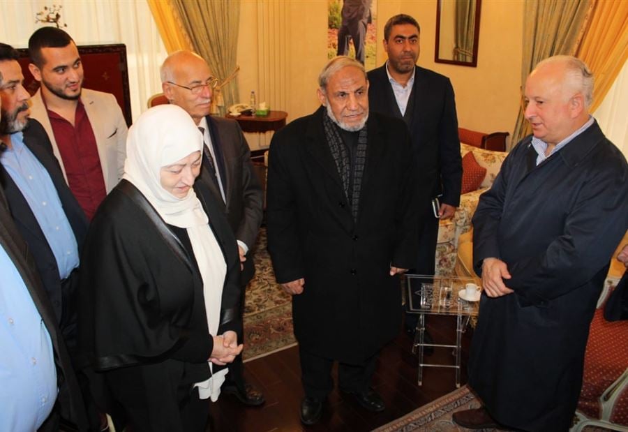 بهية الحريري استقبلت وفدا من حماس