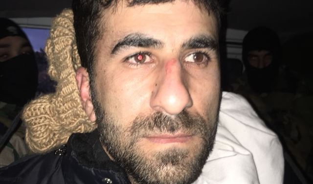 بالصورة.. "مخرج افلام جبهة النصرة" بقبضة الجيش بالصورة.. "مخرج افلام جبهة النصرة" بقبضة الجيش
