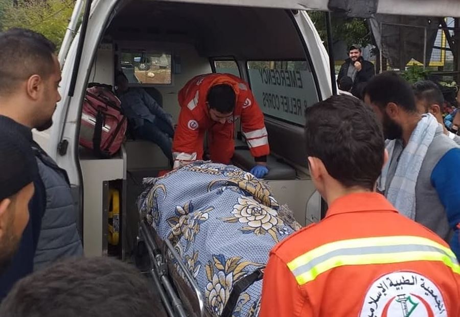 بالصور: 6 جرحى بحادث سير على طريق مرياطة - الضنية