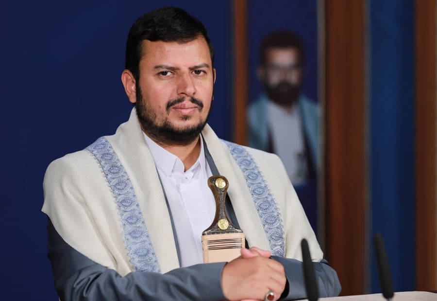 "سنضربكم بكل جرأة"... الحوثي يتوعّد أميركا وإسرائيل!