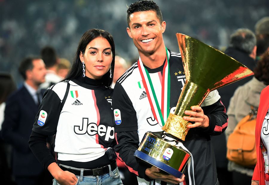 رونالدو يتصدر "دوري المجوهرات"